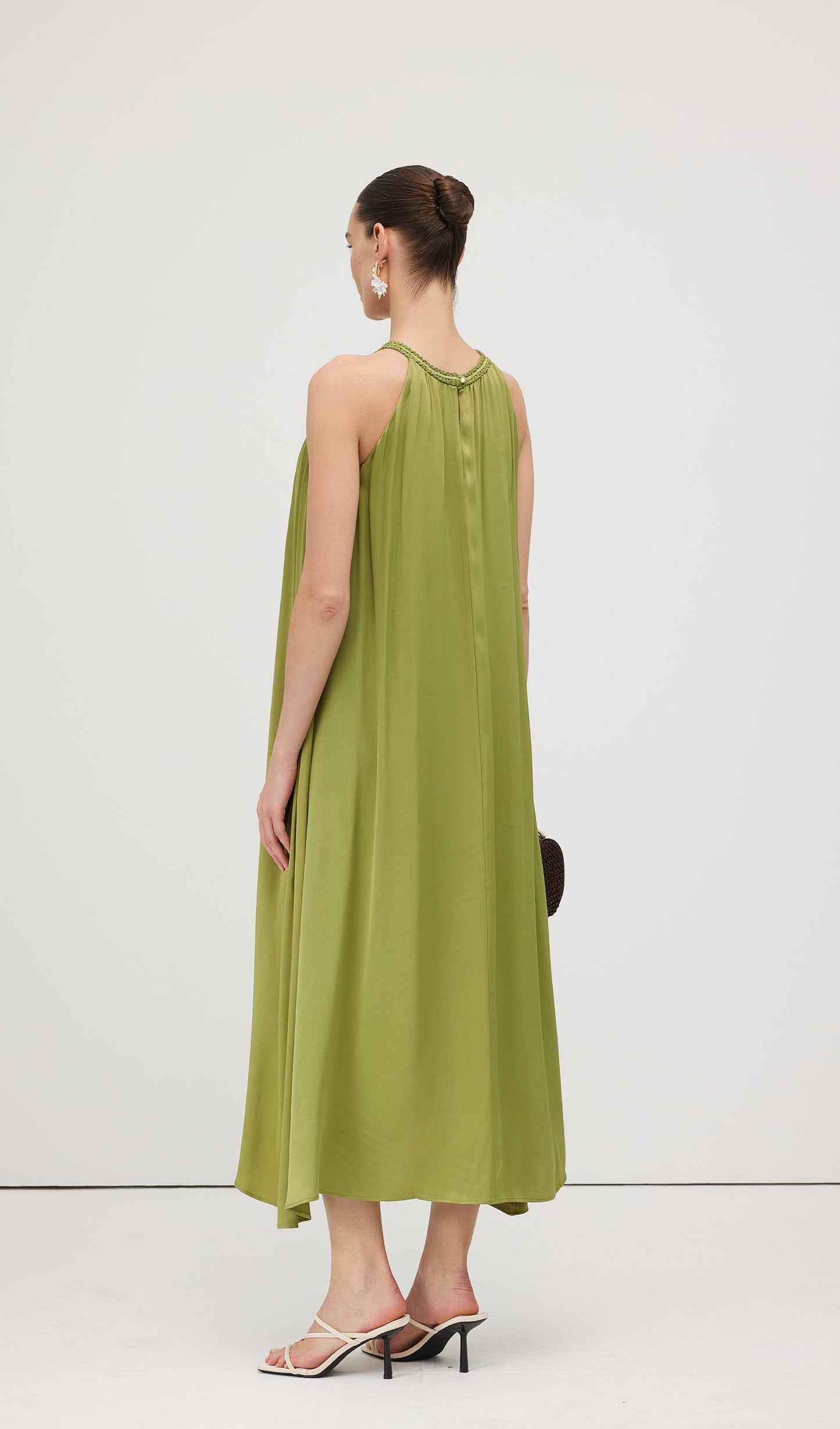 Round Neck Hollow Sleeveless Midi Dress