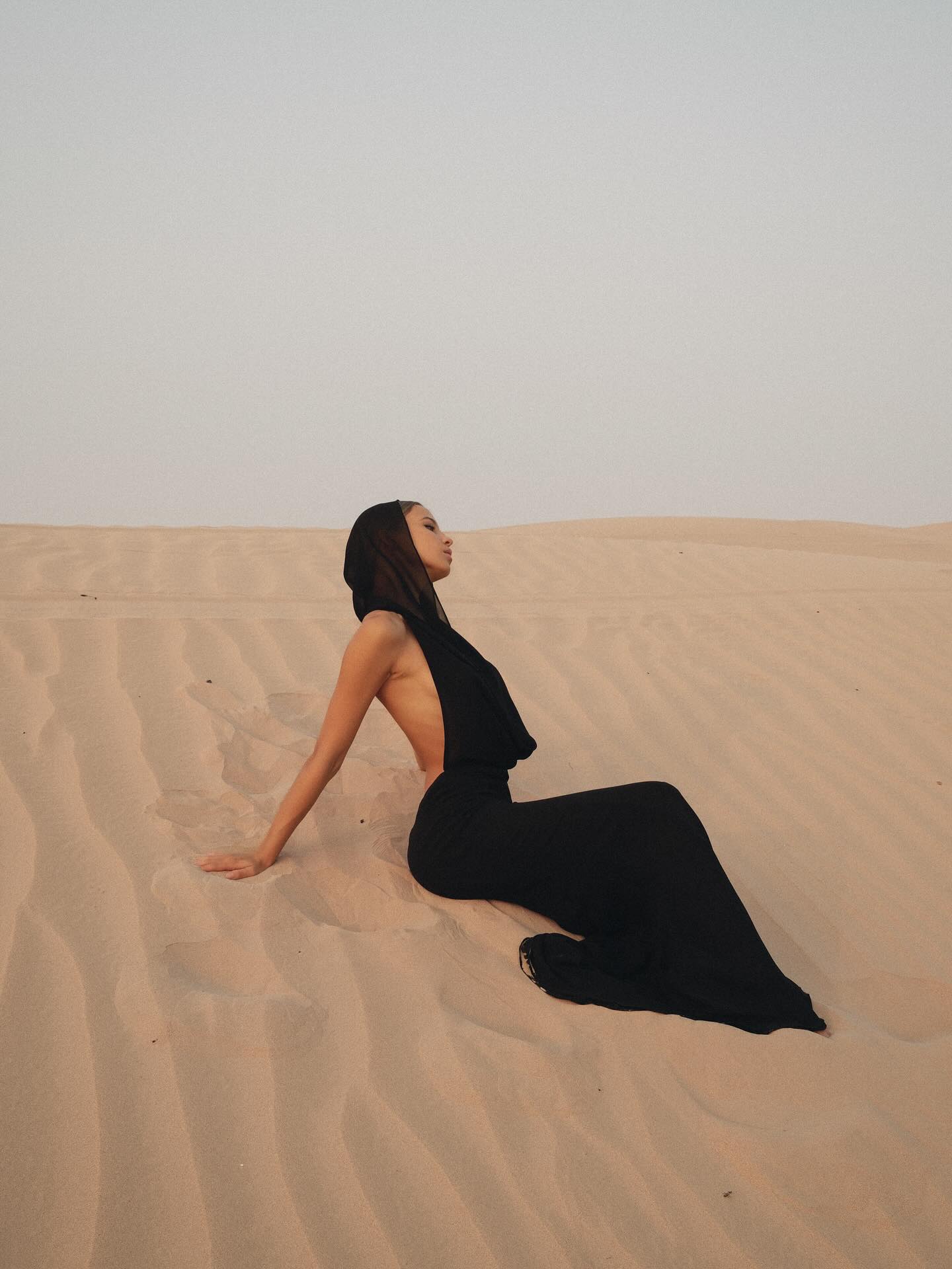 Backless Hooded Chiffon Maxi Dress