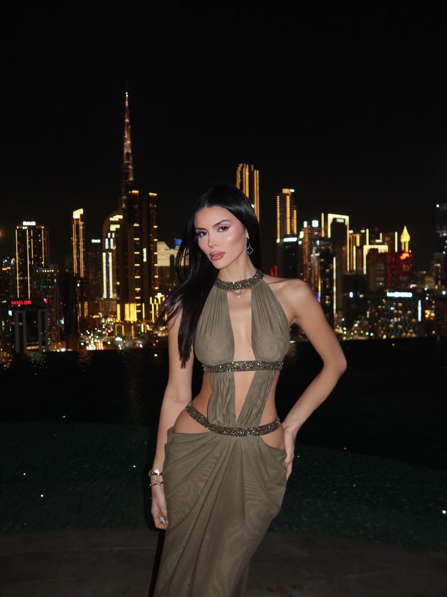 Crew-Neck Sleeveless Cutout Ruched Backless Dress