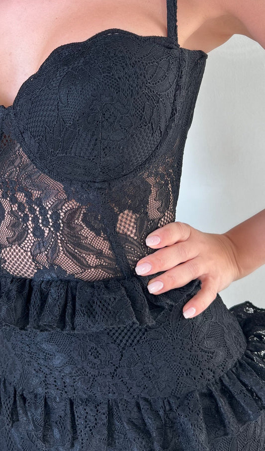 Corseted Lace Ruffles Maxi Dress