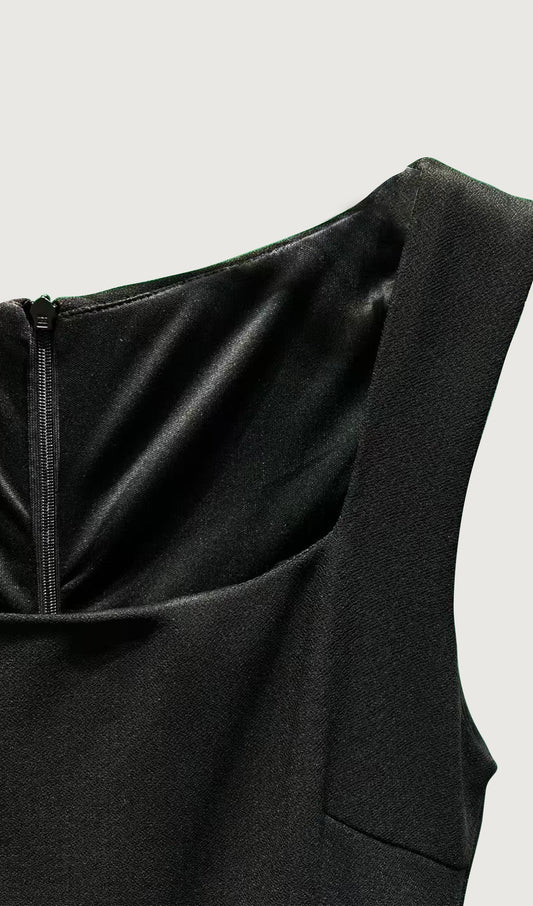 Ruffle Hem Slit Midi Dress