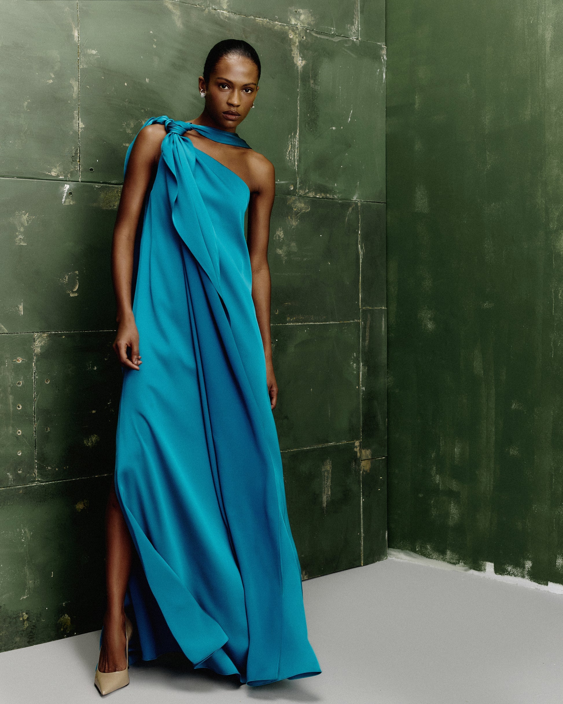Shoulder-Knot Sash One-Shoulder Satin Evening Gown