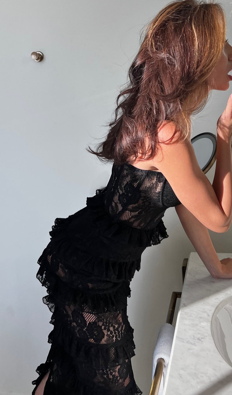 Corseted Lace Ruffles Maxi Dress