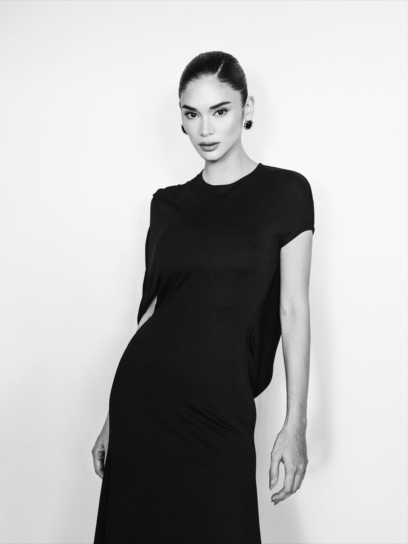 Crew-Neck Asymmetric-Sleeve Open-Back Black Knit Dress