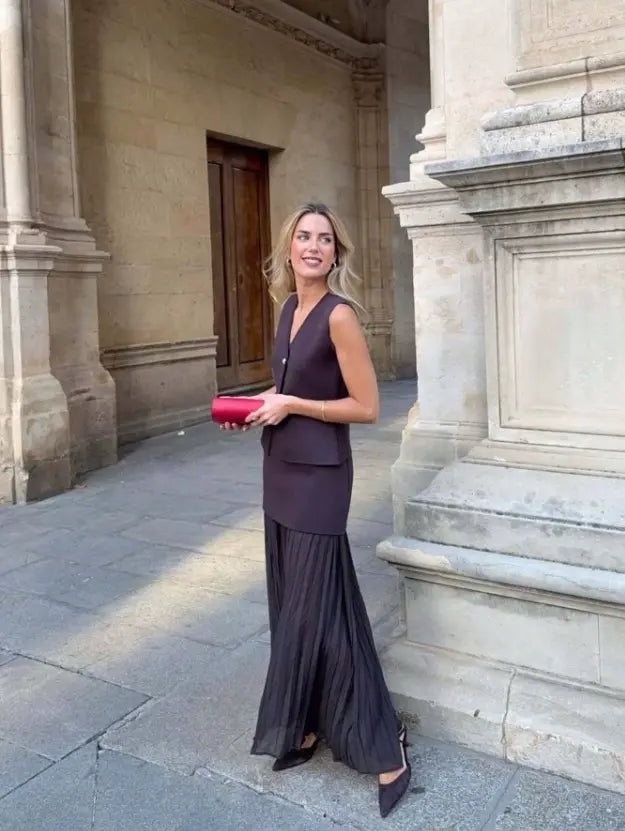 Vest-Style V-Neck Top & Mesh-Panel Skirt Set