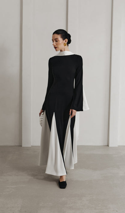 Knitted Triangular Inserts Maxi Dress