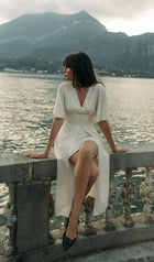 Loose Sleeve Midi Dress With A Train