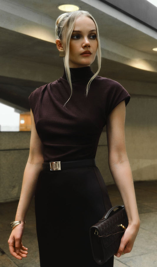 Sleeveless Knitted With Pleats Top