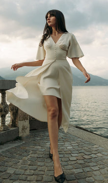 Loose Sleeve Midi Dress With A Train