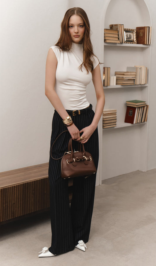 Sleeveless Knitted With Pleats Top